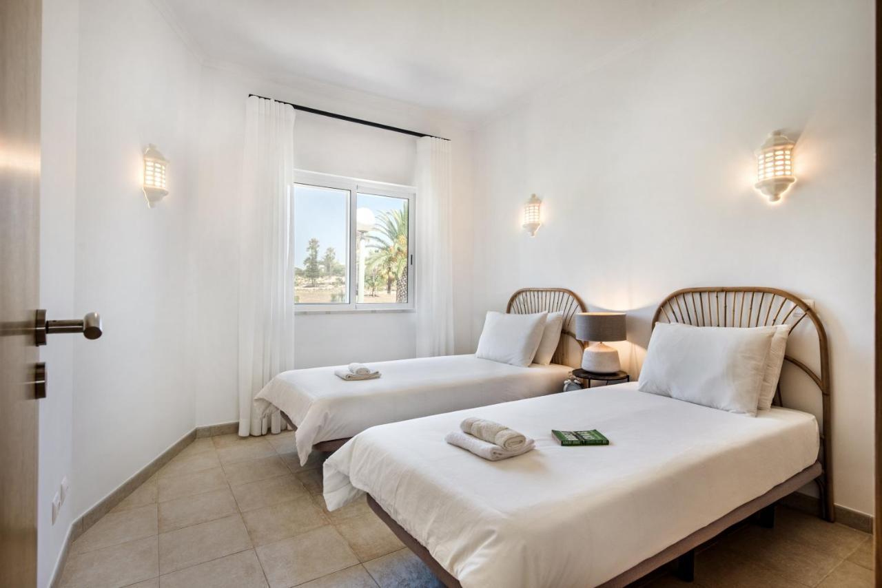 Modern And Spacious Two Bedroom Apartment Carvoeiro  Luaran gambar